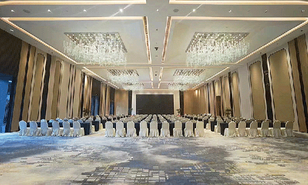 重慶市融匯半島酒店家具工程配套項(xiàng)目